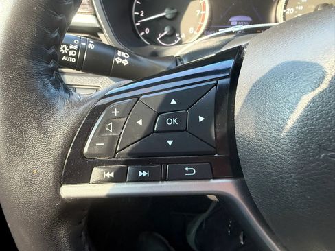 Used 2021 Nissan Altima 2.5 SL FWD image 13