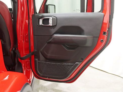 Used 2024 Jeep Wrangler Unlimited Rubicon 392 AWD/4WD image 38