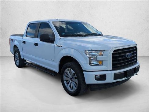 Used 2017 Ford F150 XL w/ Equipment Group 101A Mid image 3