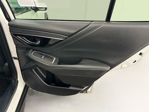 Used 2023 Subaru Outback Limited XT image 33