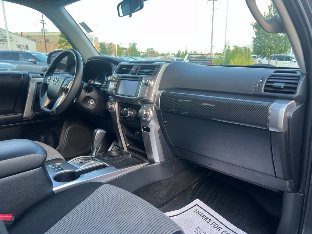 Used 2017 Toyota 4Runner SR5 RWD image 12