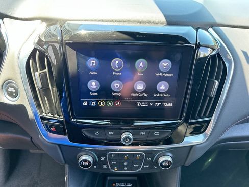 Used 2023 Chevrolet Traverse RS AWD/4WD image 17