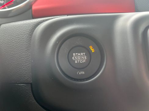 Used 2021 Jeep Wrangler Unlimited Rubicon image 25