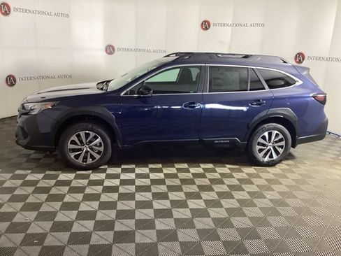 Used 2025 Subaru Outback Premium w/ Popular Package #1A AWD/4WD image 7