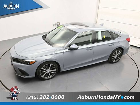 Used 2024 Honda Civic Touring image 25