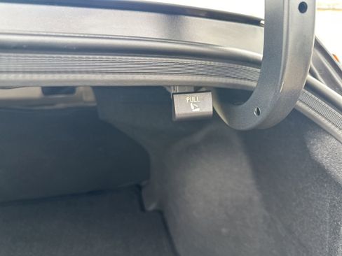Used 2023 Hyundai Elantra SEL w/ Convenience Package FWD image 21