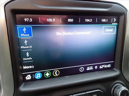 Used 2020 Chevrolet Silverado 1500 LT image 15