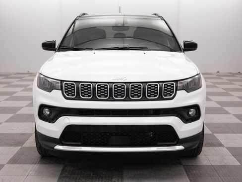 Used 2024 Jeep Compass Limited AWD/4WD image 4