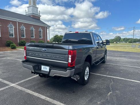 Used 2022 Ford F250 XLT AWD/4WD image 6