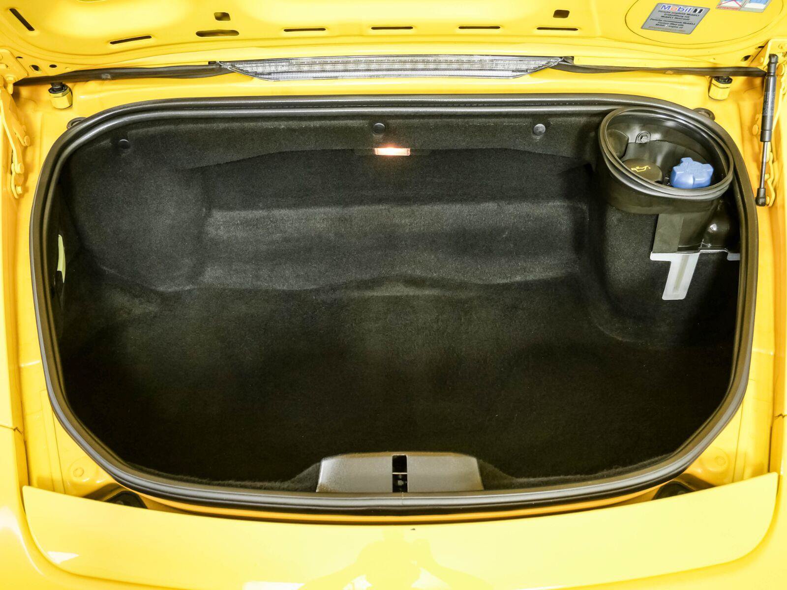 Used 2005 Porsche Boxster RWD image 21