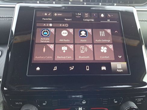 New 2025 Jeep Grand Cherokee Laredo X image 8