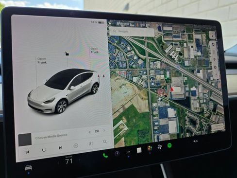 Used 2020 Tesla Model Y Performance AWD/4WD image 41