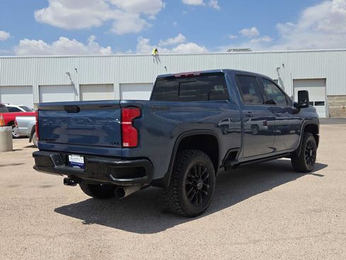 Used 2025 Chevrolet Silverado 2500 LTZ w/ Trail Boss Package AWD/4WD image 8