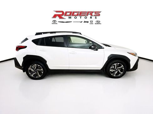 Certified 2024 Subaru Crosstrek 2.0i Premium image 8