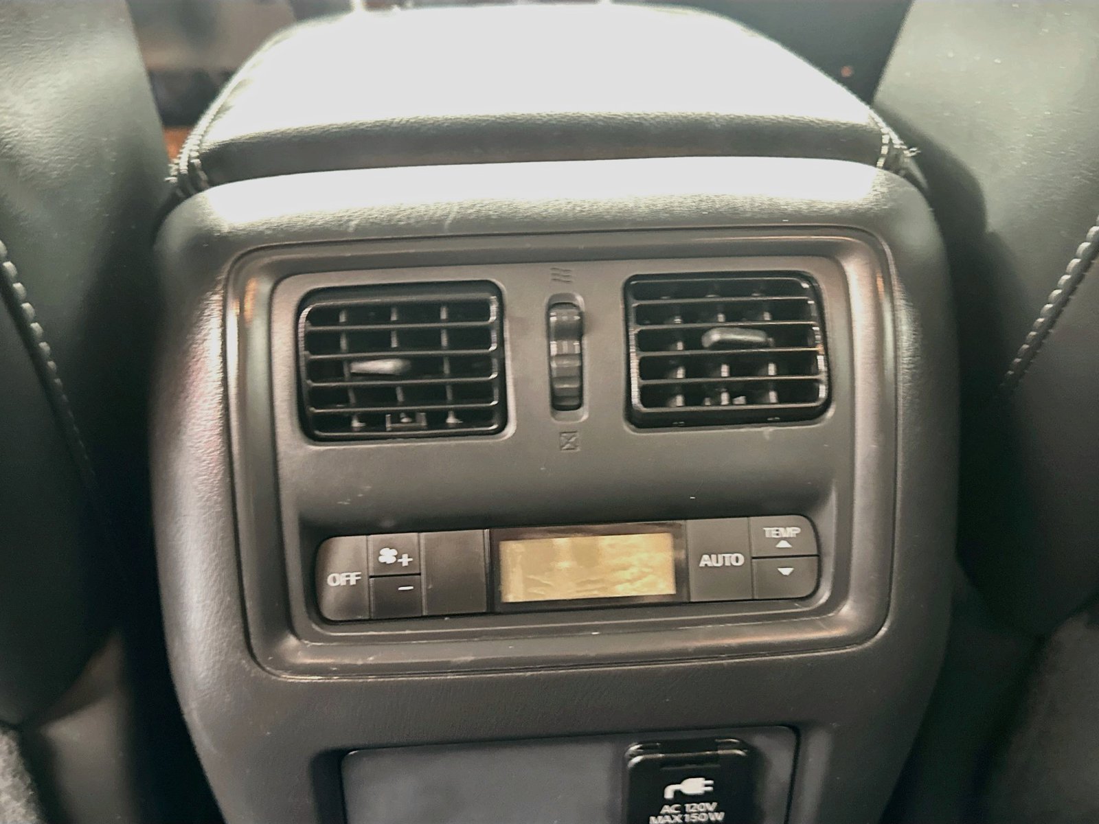 Used 2017 Nissan Pathfinder Platinum AWD/4WD image 25