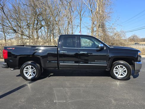 Used 2018 Chevrolet Silverado 1500 LTZ image 12