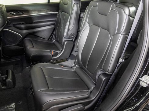 New 2026 Jeep Grand Cherokee L Limited AWD/4WD image 37