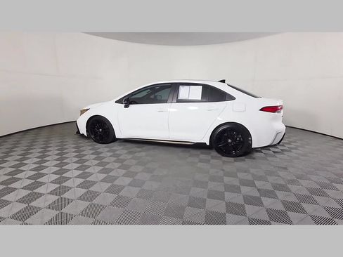 Used 2021 Toyota Corolla SE FWD image 46