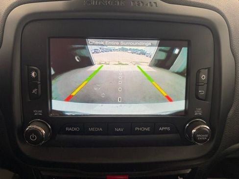 Used 2016 Jeep Renegade Limited AWD/4WD image 18