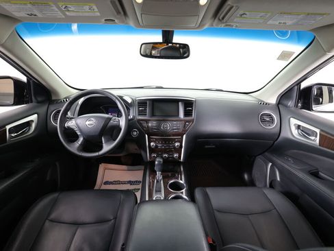 Used 2014 Nissan Pathfinder SL image 28