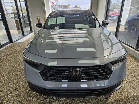 Used 2023 Honda Accord Sport image 6