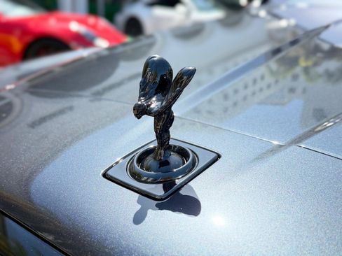 Used 2023 Rolls-Royce Cullinan Black Badge w/ Dark Exterior Package AWD/4WD image 4