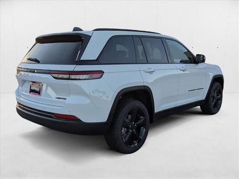 New 2025 Jeep Grand Cherokee Limited w/ Black Appearance Package image 2