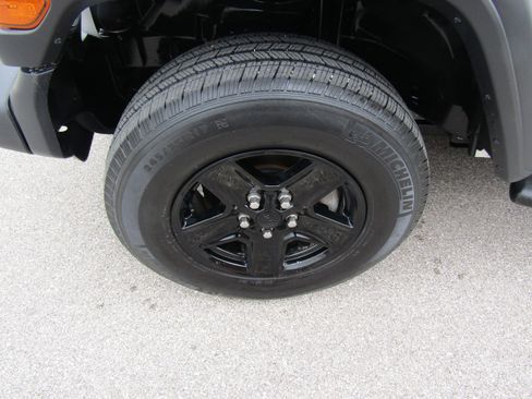 Used 2020 Jeep Wrangler Unlimited Sport S AWD/4WD image 9