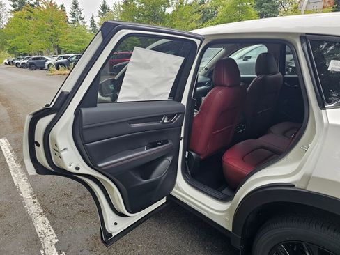 New 2025 MAZDA CX-5 Carbon Edition image 23