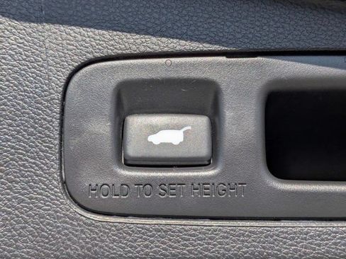 Used 2020 Honda CR-V Touring image 13