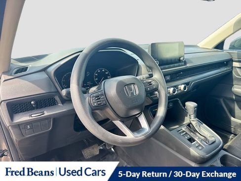 Used 2024 Honda CR-V LX image 13