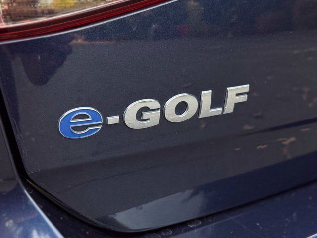 Used 2016 Volkswagen e-Golf SE w/ DC Fast Charging Package FWD image 37