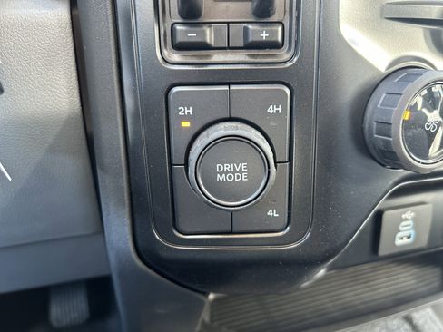 New 2025 Ford F450 XL w/ XL Chrome Package image 25