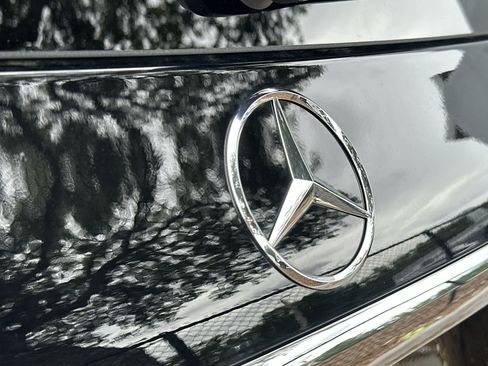 Used 2025 Mercedes-Benz GLS 450 4MATIC image 16