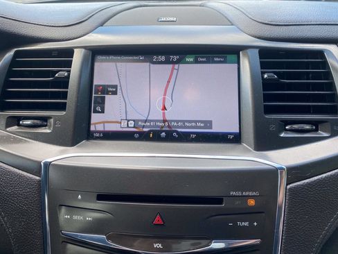 Used 2013 Lincoln MKS FWD image 16