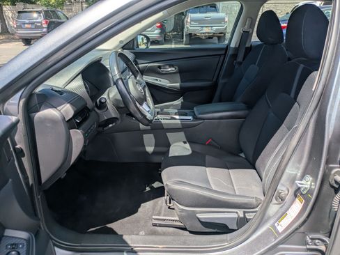 Used 2024 Nissan Sentra SV w/ All-Weather Package FWD image 17