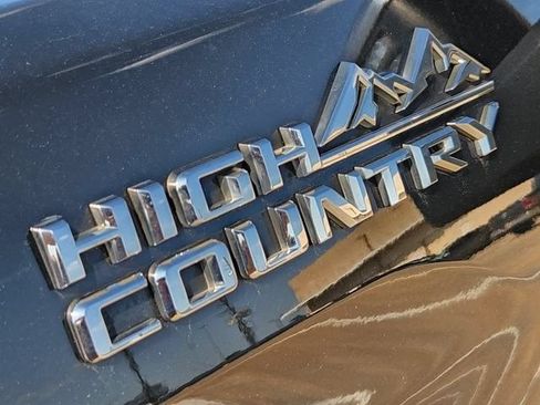 Used 2020 Chevrolet Silverado 3500 High Country w/ Technology Package AWD/4WD image 11