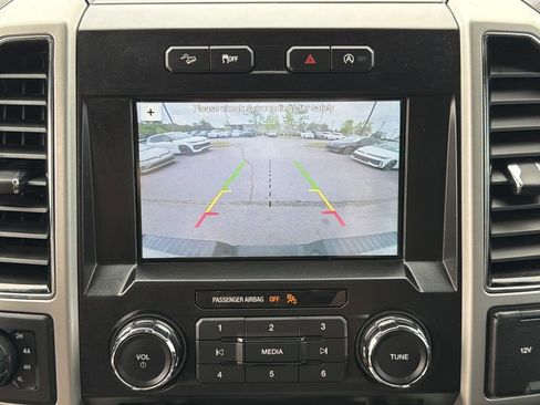 Used 2018 Ford F150 Lariat image 28