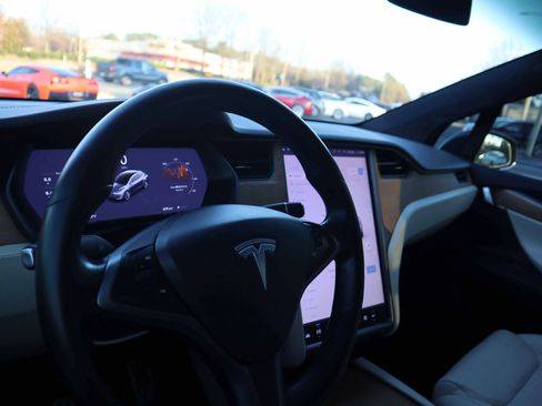 Used 2021 Tesla Model X Performance image 20