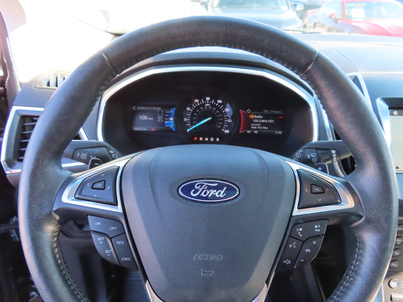 Used 2017 Ford Edge Titanium w/ Equipment Group 302A AWD/4WD image 18