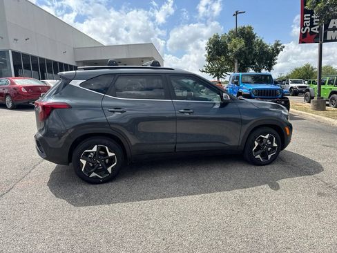 Used 2026 Kia Seltos EX FWD image 18