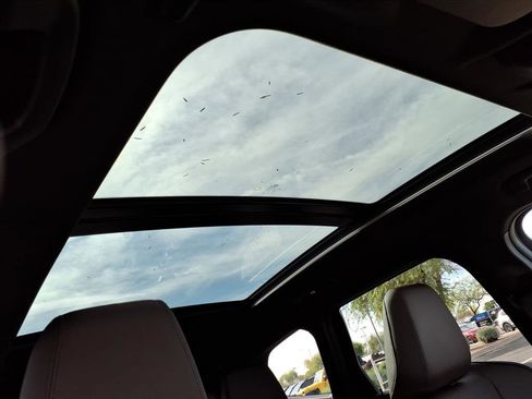 Used 2023 BMW X1 xDrive28i w/ M Sport Package image 10