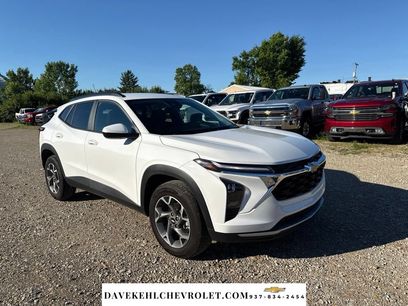 Used 2025 Chevrolet Trax LT