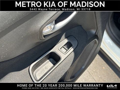 Used 2020 Jeep Renegade Sport AWD/4WD image 27