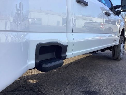 New 2026 Ford F350 XL w/ 360-Degree Camera Package AWD/4WD image 13