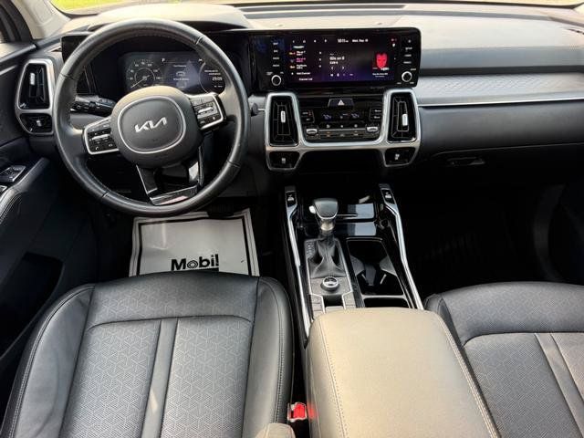 Certified 2023 Kia Sorento SX AWD/4WD image 11