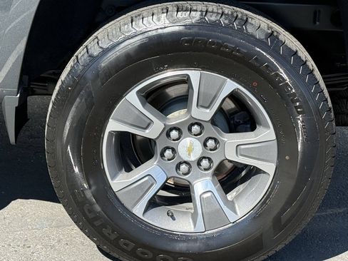 Used 2016 Chevrolet Colorado Z71 AWD/4WD image 15