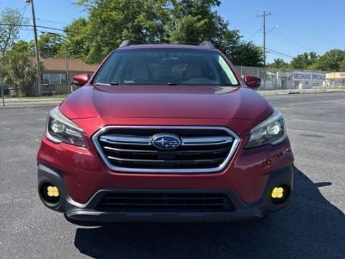 Used 2019 Subaru Outback 2.5i Limited w/ Popular Package #2 image 3