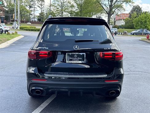 Certified 2025 Mercedes-Benz GLB 35 AMG 4MATIC image 4