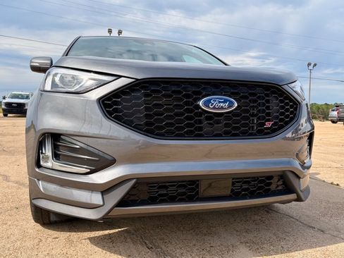 Certified 2023 Ford Edge ST AWD/4WD image 4